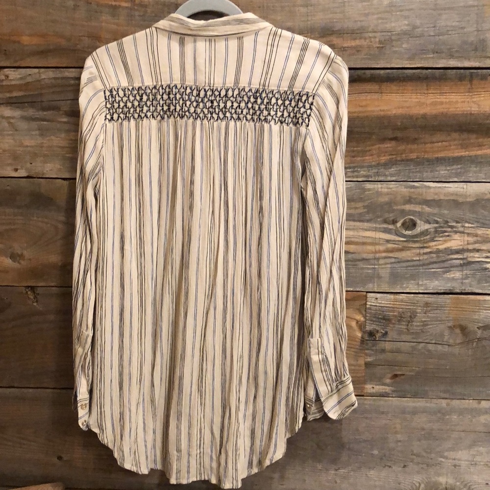 Anthropologie button down - Picture 3 of 3